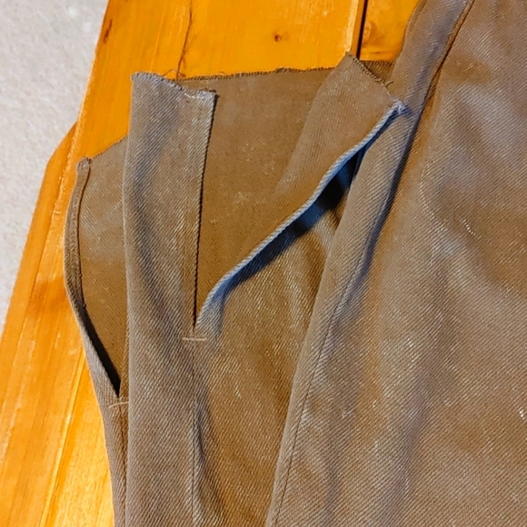 🍁NWT Women's Boo Hoo High Waist Distressed Brown Wide Leg Fray Hem Jeans - Picture 2 of 10